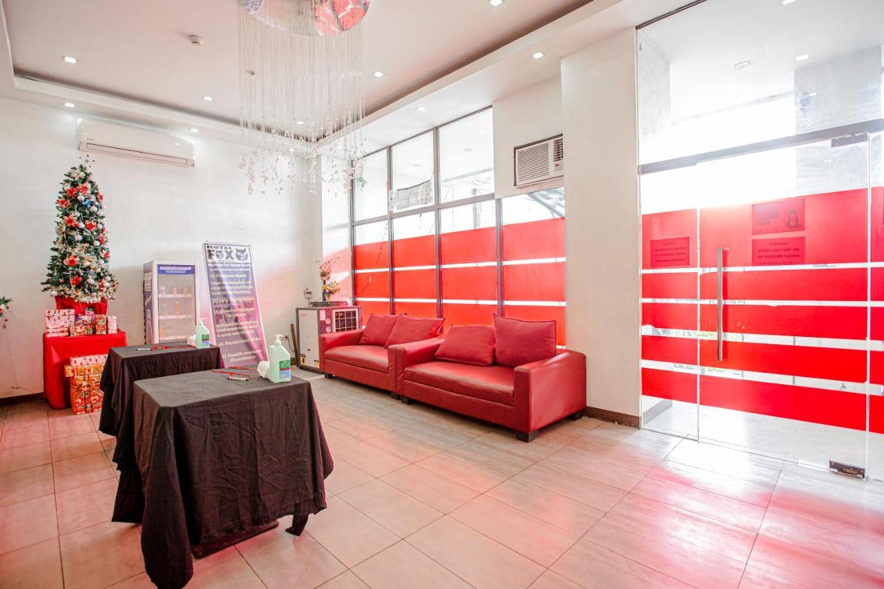 كويزون سيتي Oyo 637 Fox Hotel المظهر الخارجي الصورة