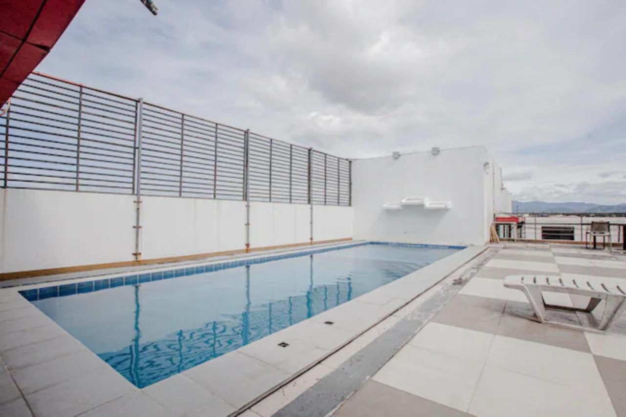 كويزون سيتي Oyo 637 Fox Hotel المظهر الخارجي الصورة