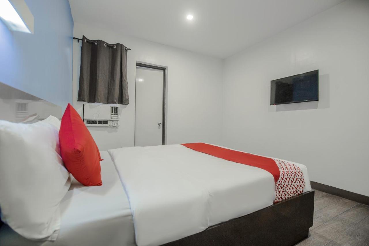 كويزون سيتي Oyo 637 Fox Hotel المظهر الخارجي الصورة