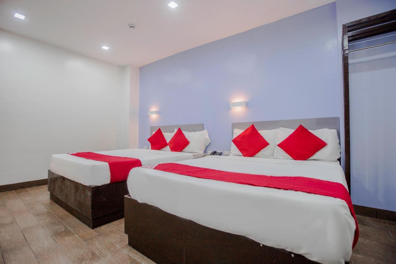 كويزون سيتي Oyo 637 Fox Hotel المظهر الخارجي الصورة